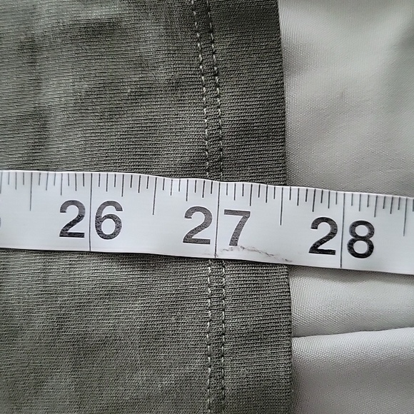 Time and Tru V Neck Long Sleeve Top - Picture 9 of 9